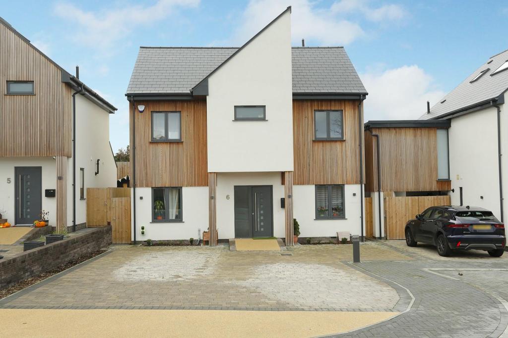 Eliots Close, Margate 4 bed detached house - £560,000 Eliots Close, Margate 4 bed detached house - £560,000